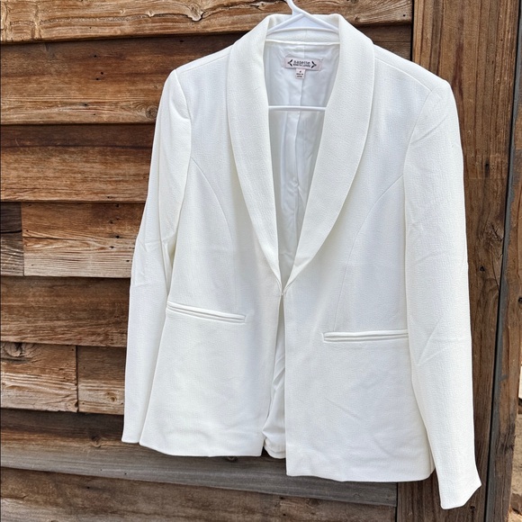 Nanette Lepore Ivory Jacket fully lined - Picture 2 of 4